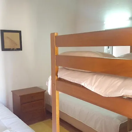 Dom wakacyjny Charming House In Burinhosa, Pataias With Shared Pool *